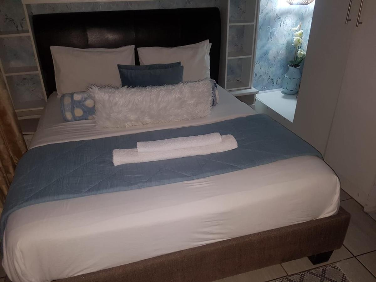 Corgi Guest House 约翰内斯堡 外观 照片