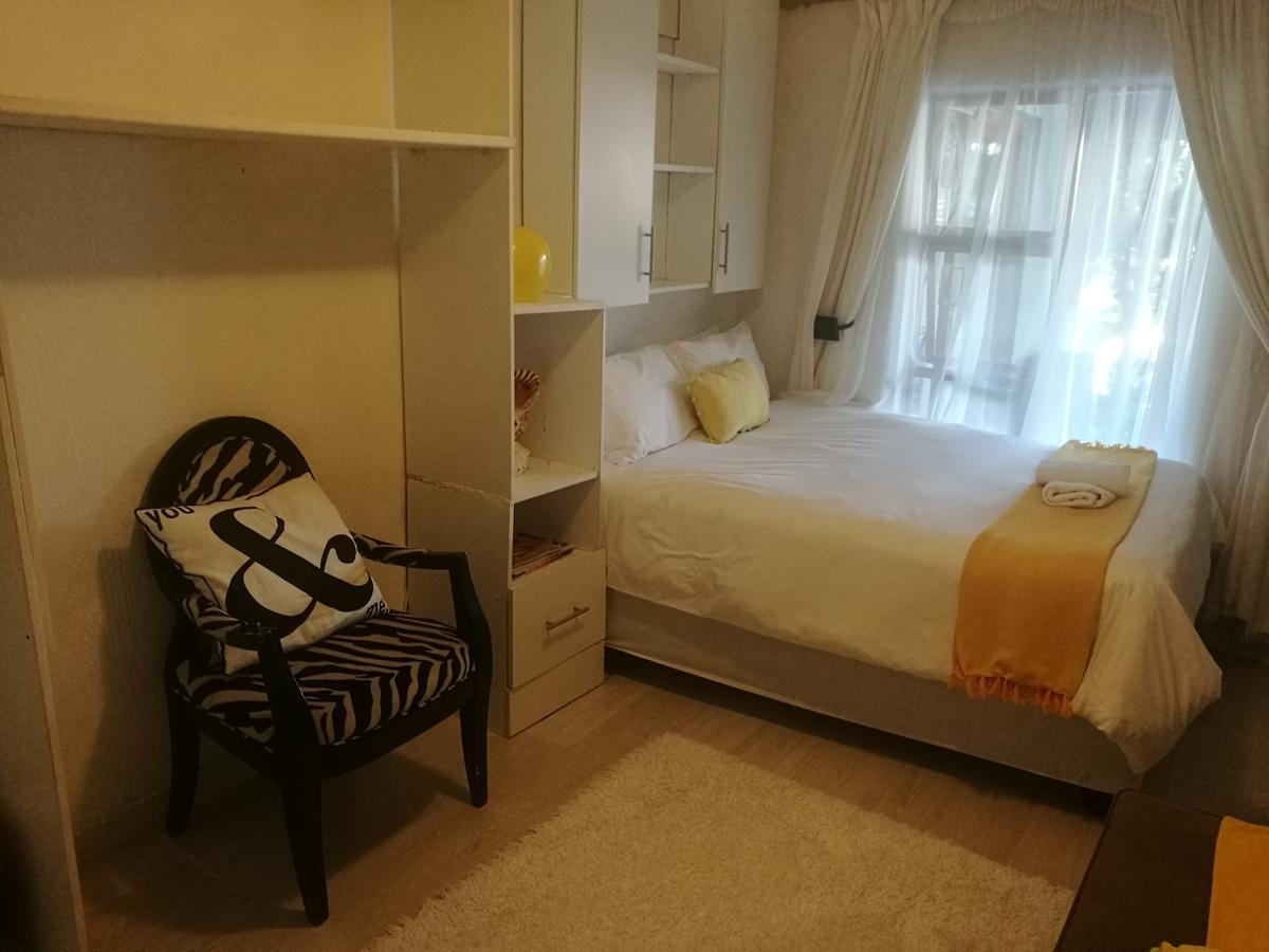 Corgi Guest House 约翰内斯堡 外观 照片